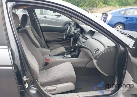 2010 Honda Accord 2.4 Lx from USA, damaged, VIN 1HGCP2F39AA059664